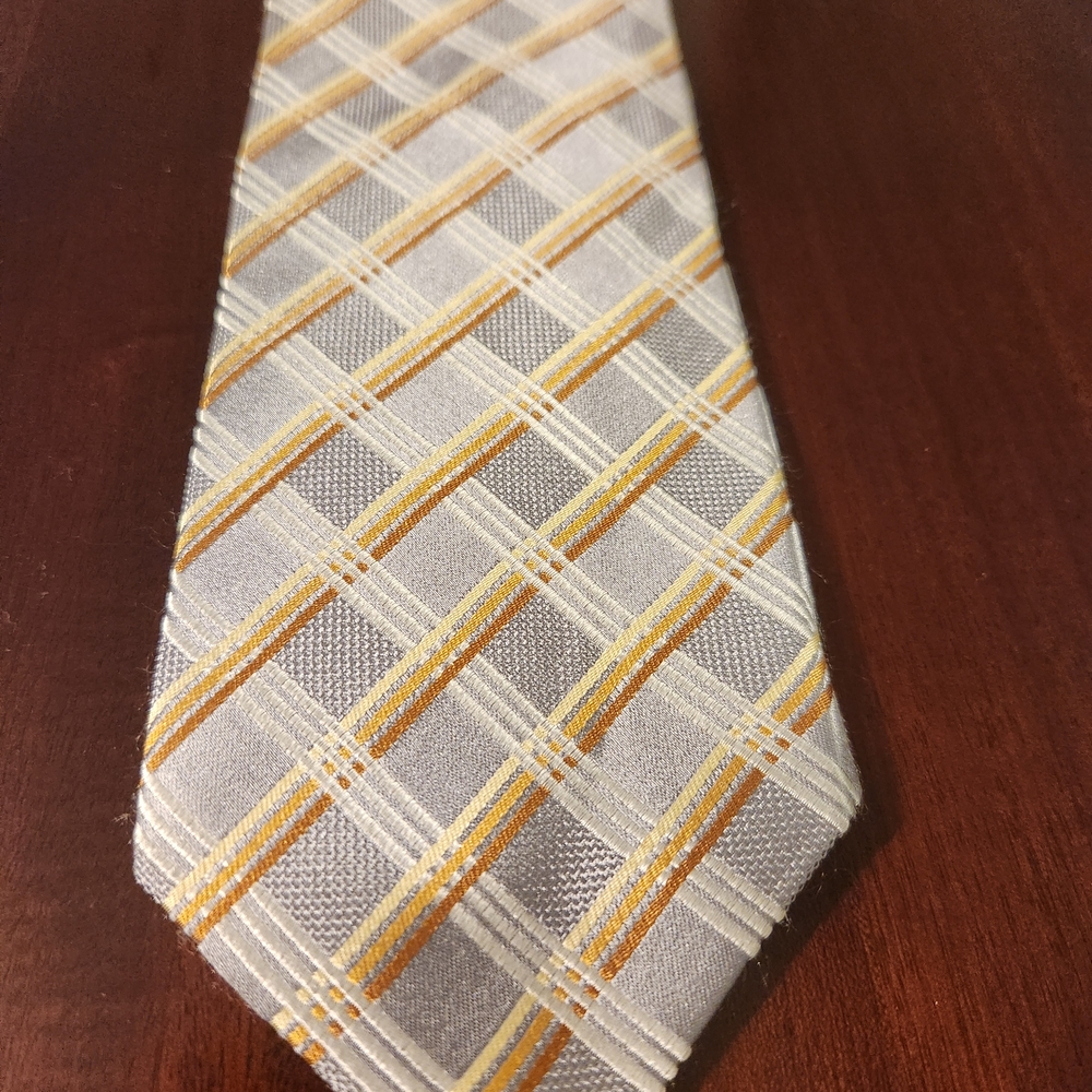 Elegant Gray and Gold Plaid Men's Tie